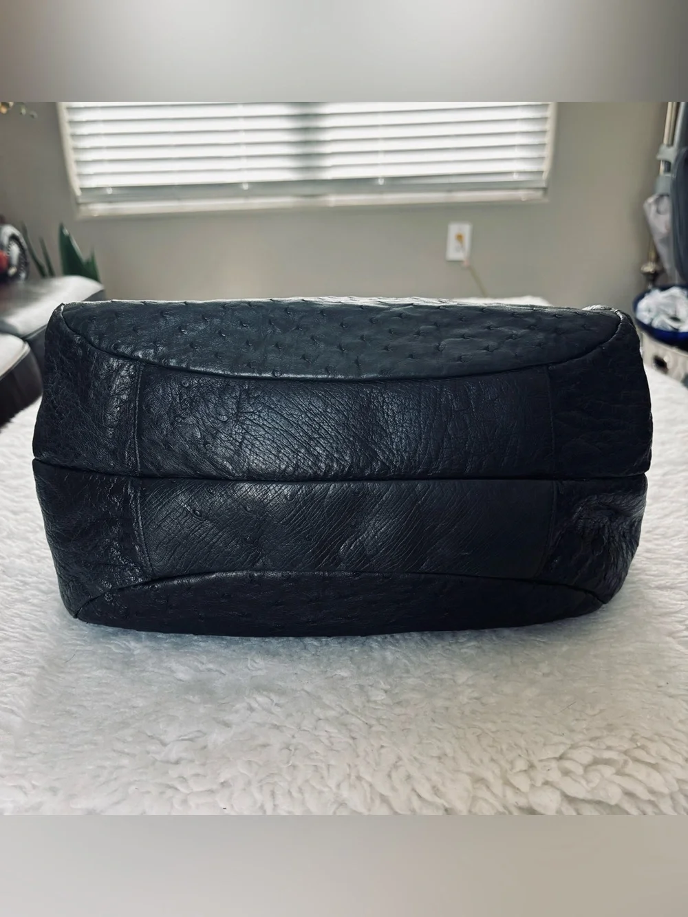 Vintage Black Genuine Ostrich Skin Leather Large Satchel Bag Size 13”x11”x7”